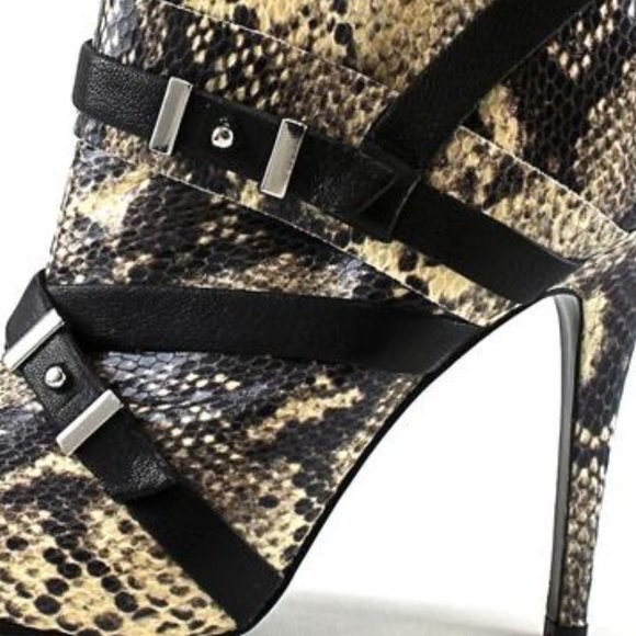 Guess Snake Printed Pointed Toe Stiletto Heel Multi Tone Ankle Boot, Sz 7.5 M - Picture 6 of 16